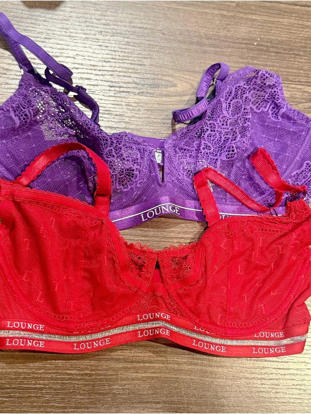 NWT Lounge Underwire Lace Bra in Red